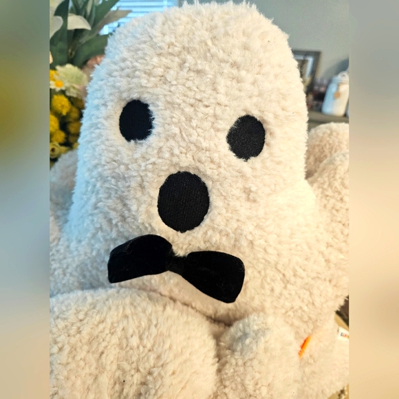 Novogratz Halloween Set of 3 Family Ghost Pillows - Picture 2 of 6